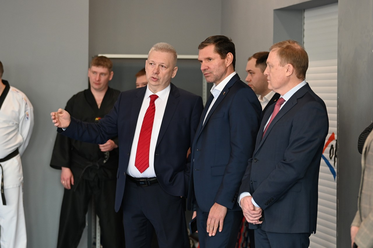 В спортшколе олимпийского резерва «Корё» в очном формате прошли заседания Общественного совета при Министерстве по физической культуре и спорту Челябинской области и Экспертного совета по развитию спортивно-массовой работы на территории города Челябинска